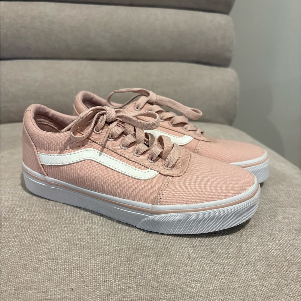 Vans Old Skool Pink Low Top Sneakers Girls Size 1